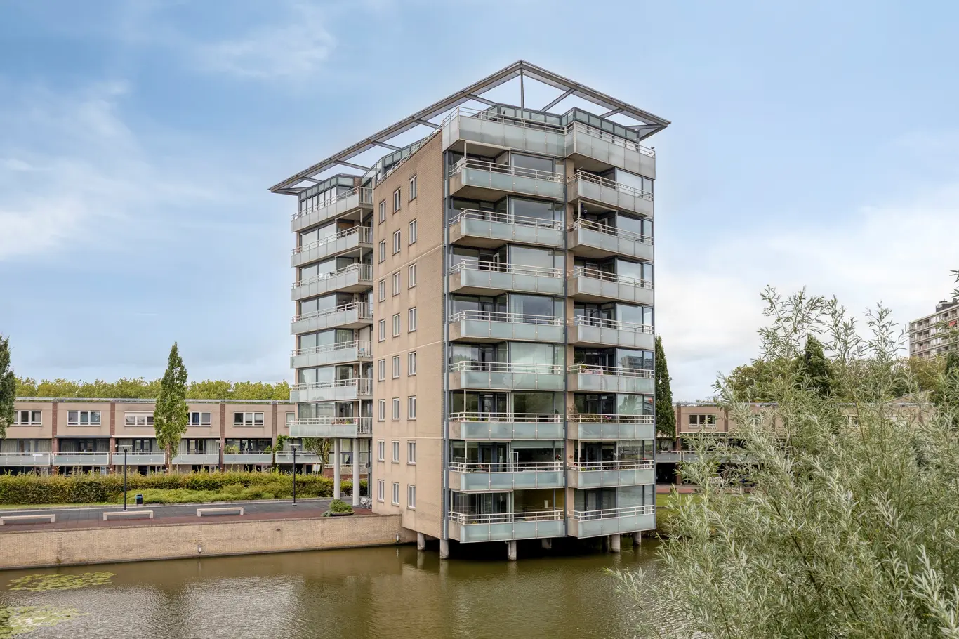 Joop den Uyllaan 111 Schiedam