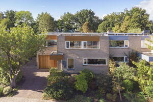 Nassaulaan 104, Zoeterwoude