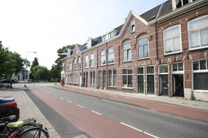 Lage Rijndijk , Leiden