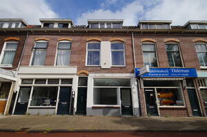 Hoge Rijndijk 106, LEIDEN