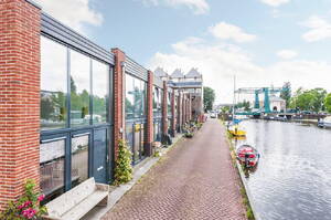 Overrijn , Leiden