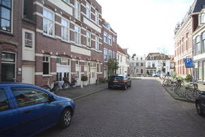 Uiterstegracht 1H, LEIDEN