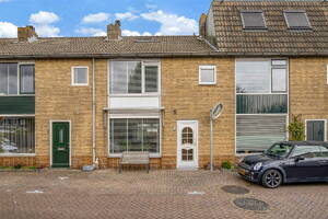 Rijnstraat 2, ZOETERWOUDE