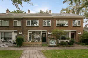 Oranjelaan 22, ZOETERWOUDE