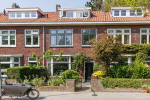 Van de Sande Bakhuyzenlaan 25, Leiden