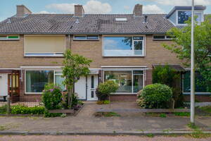 Jan van Galenlaan 48, Voorschoten