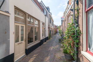 Nieuwebrugsteeg 2, Leiden