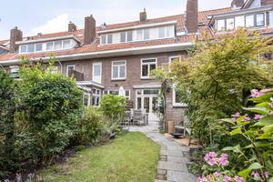 De Sitterlaan 83, Leiden