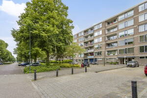 Burgemeester Caan van Necklaan 308, Leidschendam