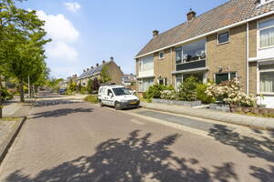 Nassaulaan 33, Zoeterwoude