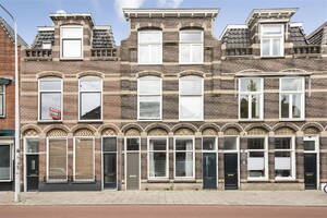 Lage Rijndijk 33, LEIDEN