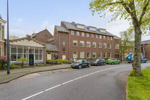 Zoeterwoudsesingel 38, Leiden