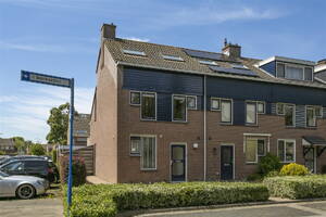 Melkweglaan 108, HAZERSWOUDE-RIJNDIJK