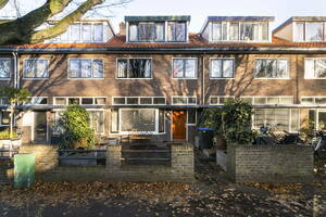 Koninginnelaan 72, Leiden