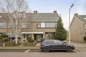 Willem Barentszlaan 70, VOORSCHOTEN