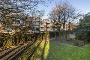 Dahlialaan 34, Oegstgeest