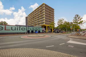 Vijf Meilaan 76, Leiden