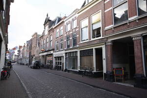 Hogewoerd 60, LEIDEN