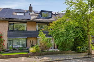 Van Houdringelaan 10, Oegstgeest
