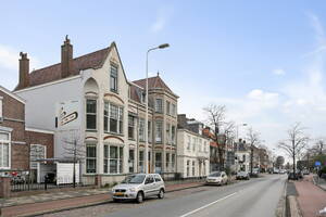 Hoge Rijndijk 8, Leiden