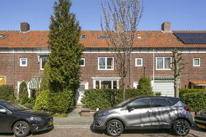 Karel Doormanlaan 9, OEGSTGEEST