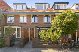 Van der Waalsstraat 13, Leiden