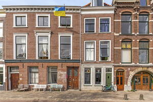 Nieuwe Rijn 80, Leiden