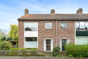 Hoge Rijndijk 121, Leiden