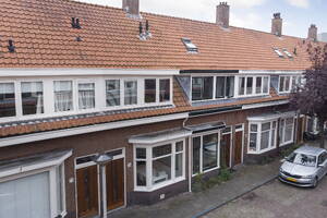 Buys Ballotstraat 71, Leiden