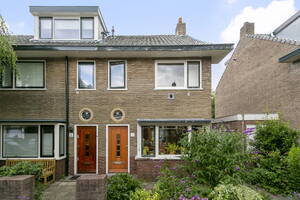 Van Bemmelenstraat 8, Leiden