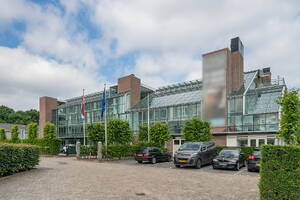 Veerpolder 1-010, Warmond