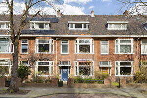 Melchior Treublaan 7, Leiden