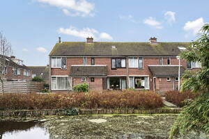 Pieter van Hemerenplantsoen 8, Hoogmade