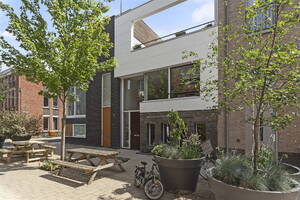 Amperestraat 16, Leiden