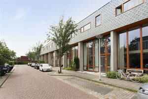 Rozenkwartsstraat 13, Leiden