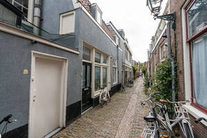 Nieuwebrugsteeg 2, Leiden