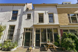 Groenesteeg 72, LEIDEN