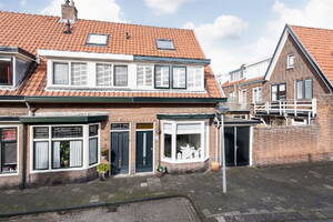 Buys Ballotstraat 22, LEIDEN