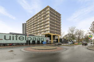 Vijf Meilaan 64, LEIDEN