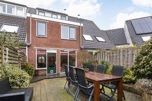 Esther de Boer-van Rijkstraat 35, LEIDEN