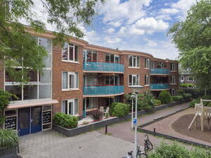 De Meij van Streefkerkstraat 80, Leiden